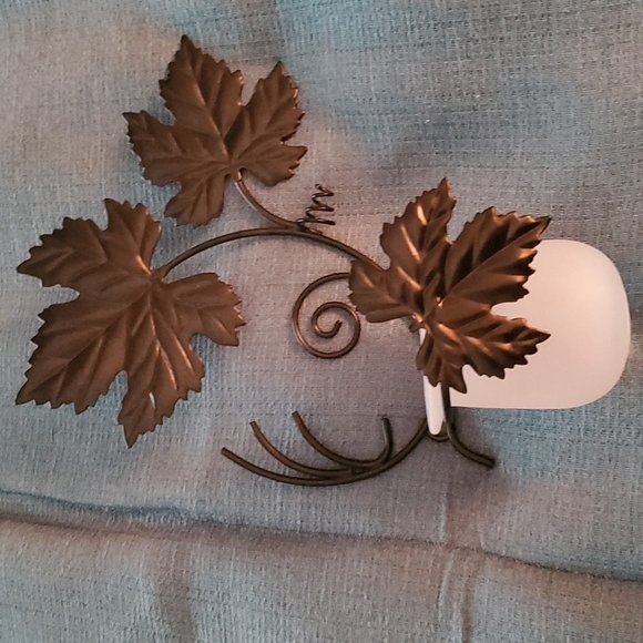 WALL HANGING CANDLE HOLDER - Picture 4 of 4